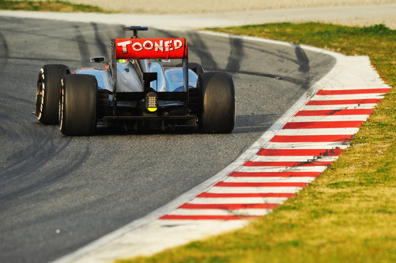 Sergio Perez (MEX) McLaren MP4-28.
