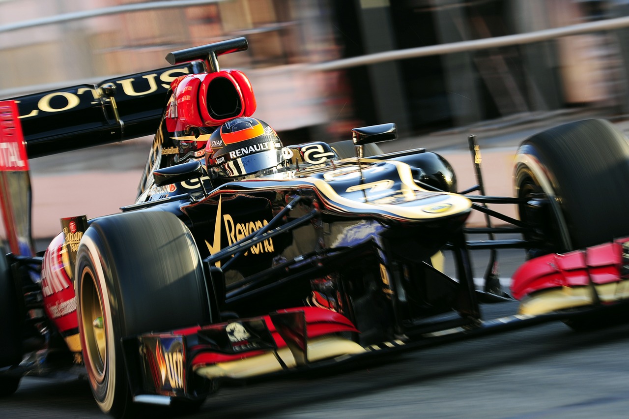Kimi Raikkonen (FIN) Lotus F1 E21.
