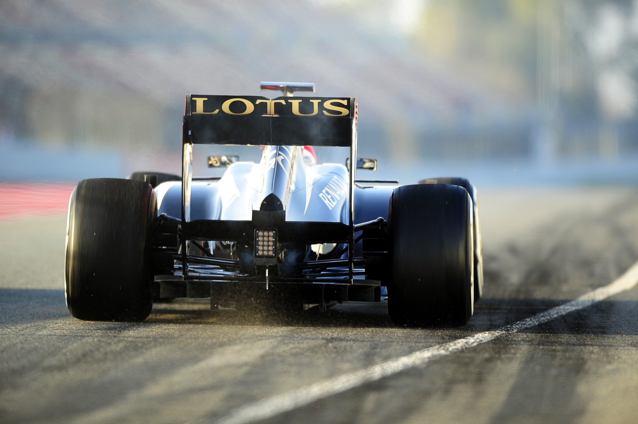 Kimi Raikkonen (FIN) Lotus F1 E21.
