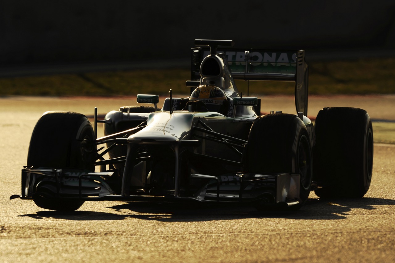 Lewis Hamilton (GBR) Mercedes AMG F1 W04.

