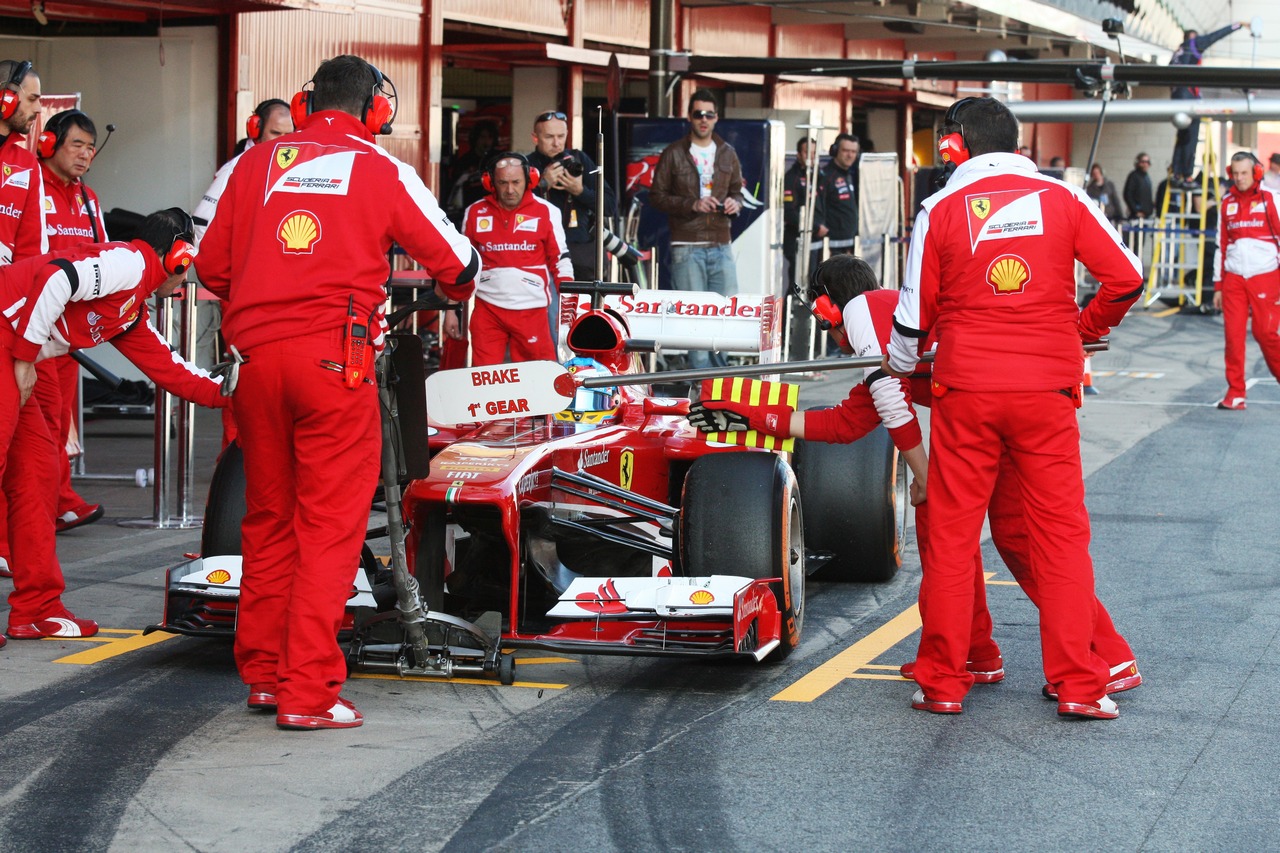Fernando Alonso (ESP) Ferrari F138.
