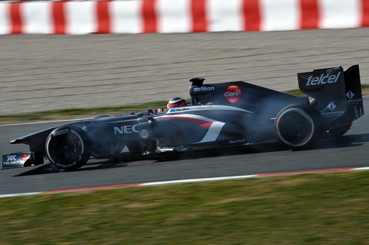 Nico Hulkenberg (GER) Sauber C32 locks up under braking.
20.02.2013. 