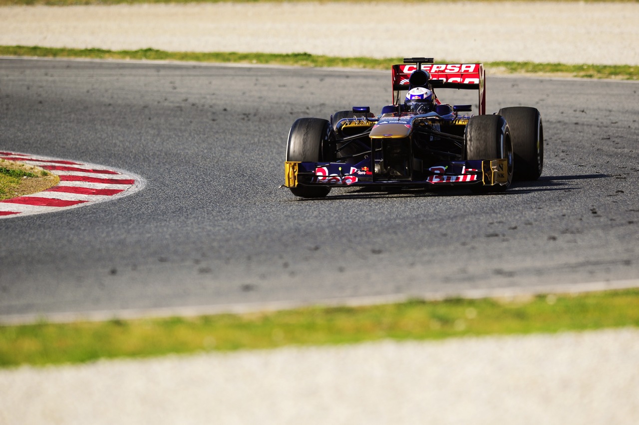 Daniel Ricciardo (AUS) Scuderia Toro Rosso STR8.
20.02.2013. 