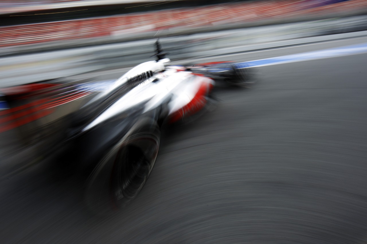 Jenson Button (GBR) McLaren MP4-28 leaves the pits.
21.02.2013. 