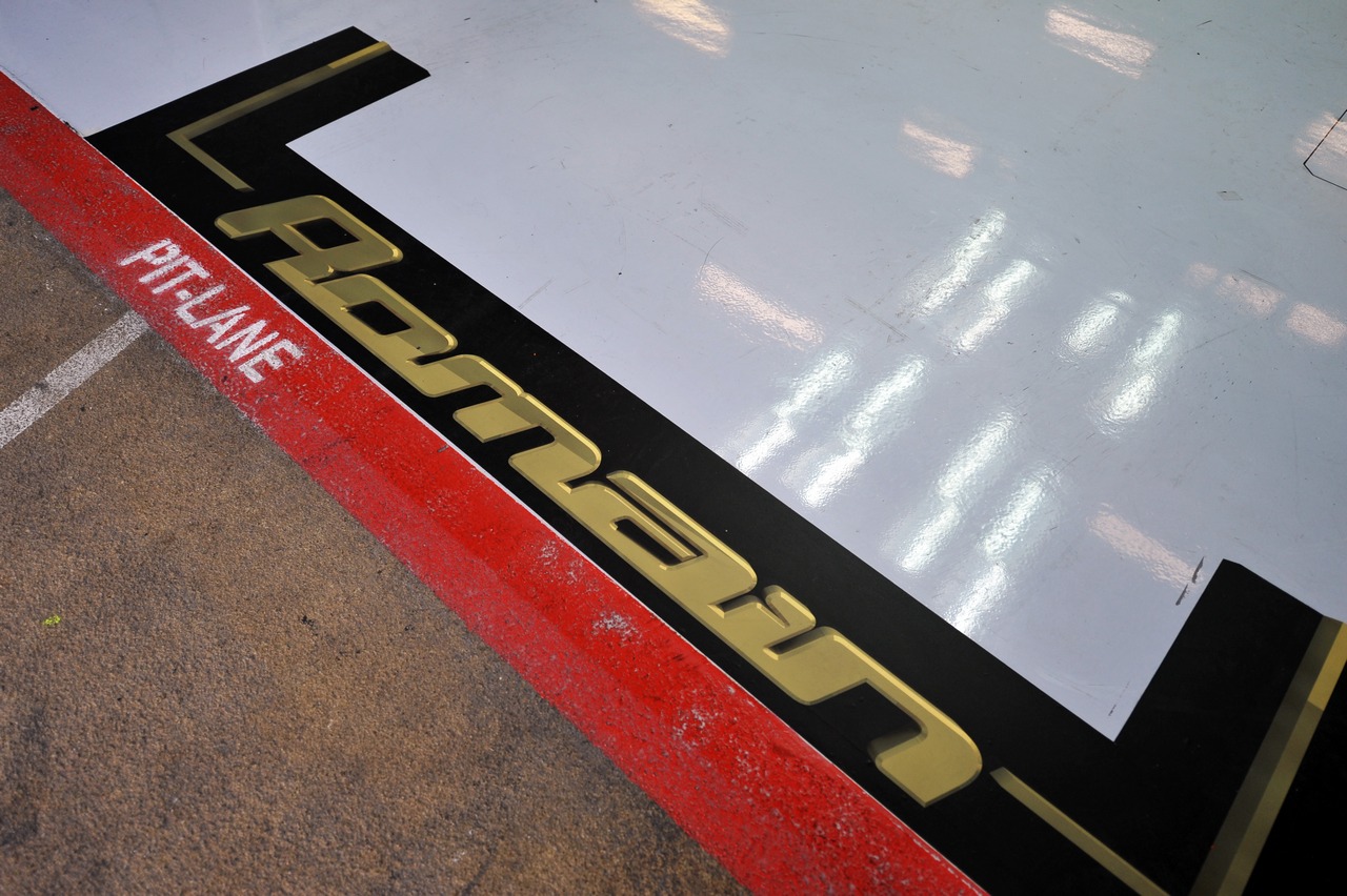 Pit garage for Romain Grosjean (FRA) Lotus F1 Team.
21.02.2013. 