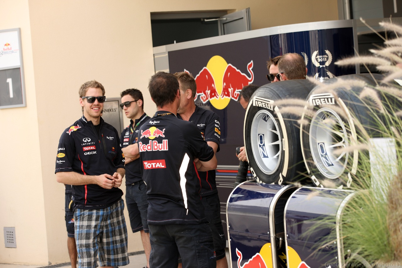 19.04.2012-  Sebastian Vettel (GER) Red Bull Racing RB8 