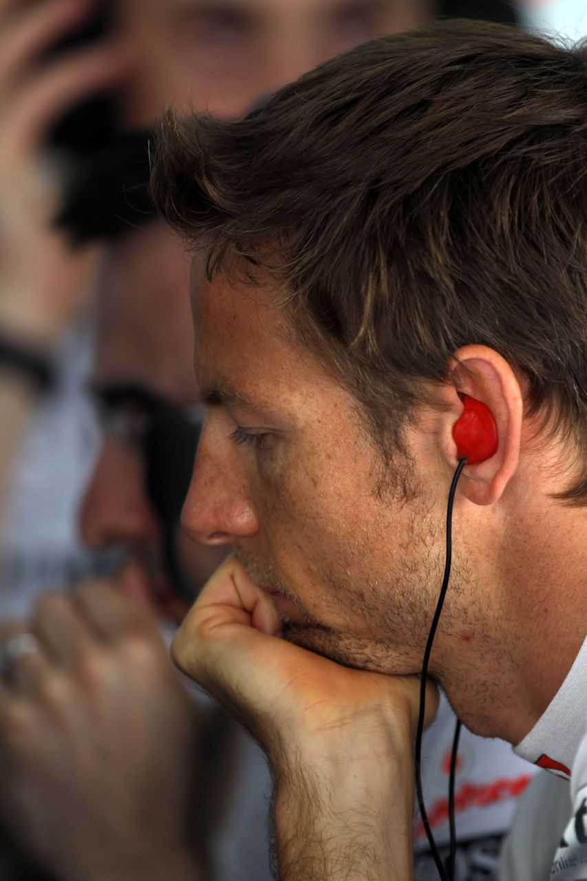 20.04.2012- Free Practice 1, Jenson Button (GBR) McLaren Mercedes MP4-27