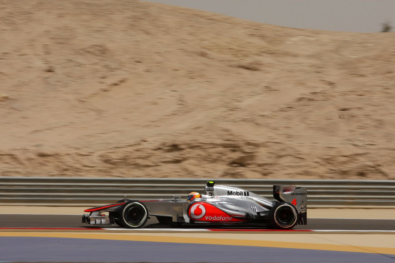 20.04.2012- Free Practice 1, Lewis Hamilton (GBR) McLaren Mercedes MP4-27 