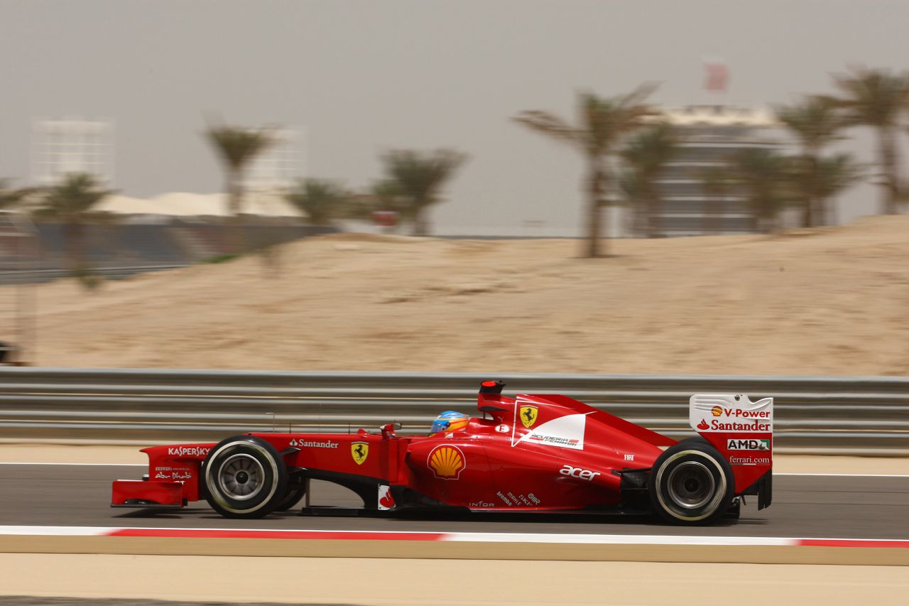 20.04.2012- Free Practice 1, Fernando Alonso (ESP) Scuderia Ferrari F2012 