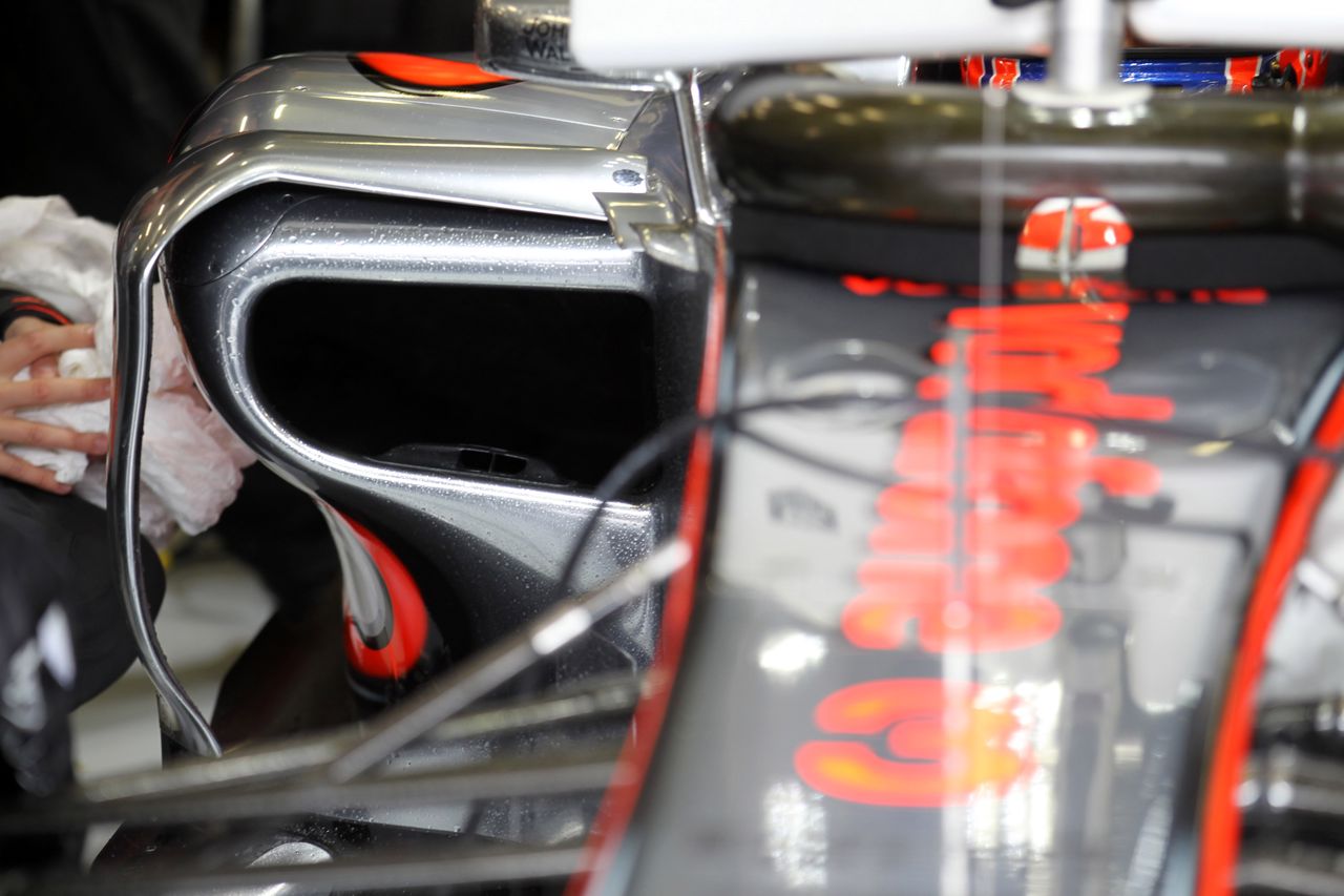 31.08.2012- Free Practice 1, Jenson Button (GBR) McLaren Mercedes MP4-27 