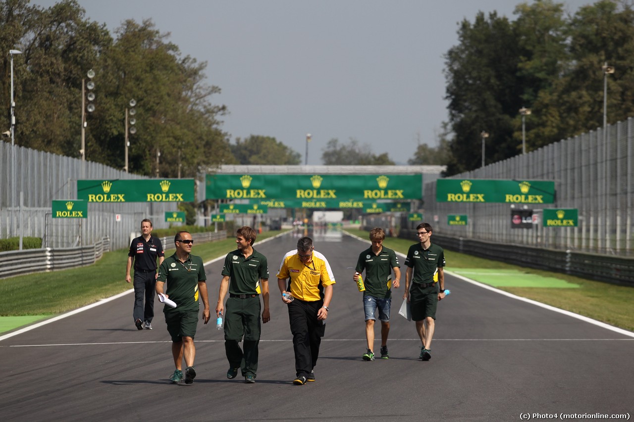 Charles Pic (FRA) Caterham F1 Team CT03 