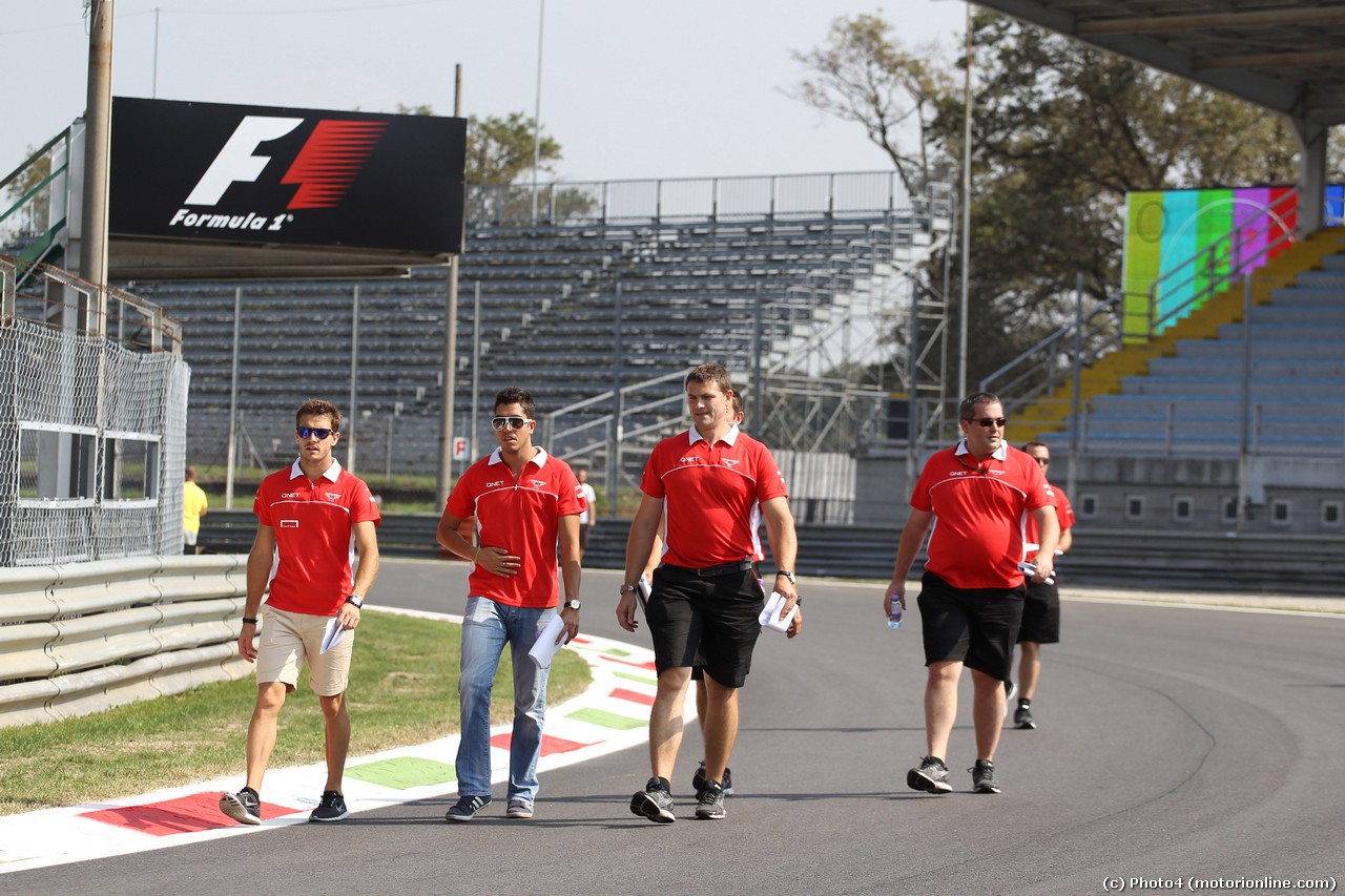 GP Italia: Foto del giovedì