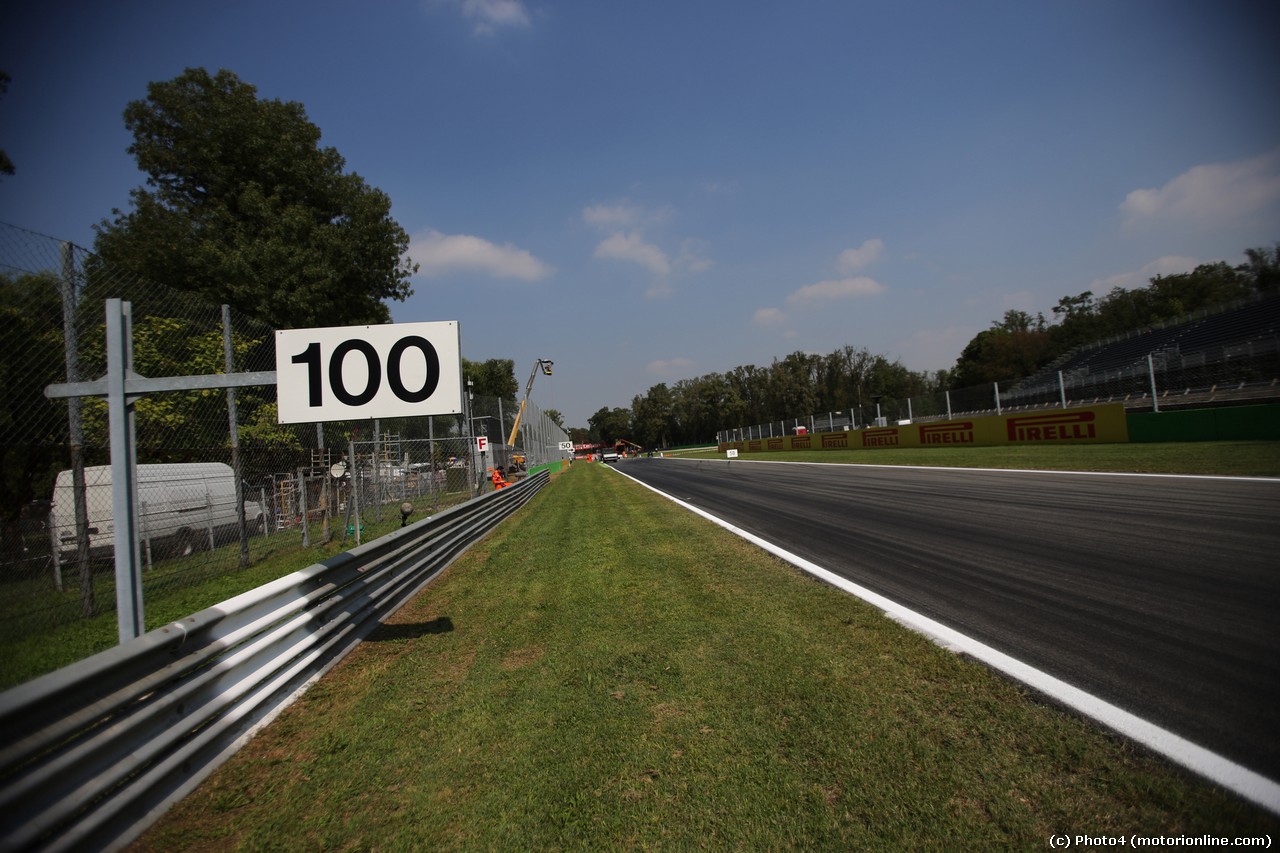 GP Italia: Foto del giovedì