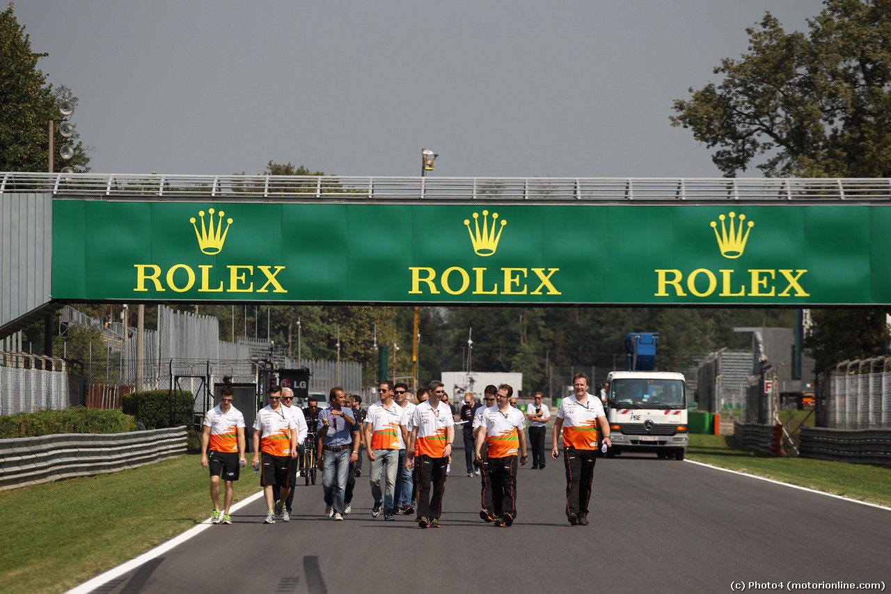 GP Italia: Foto del giovedì