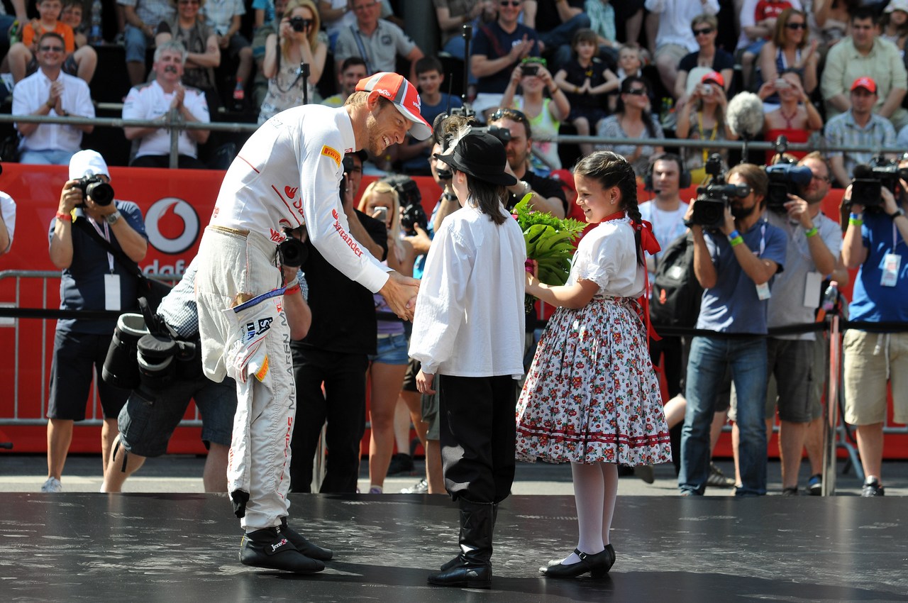 Jenson Button (GBR) McLaren Mercedes MP4-27 
