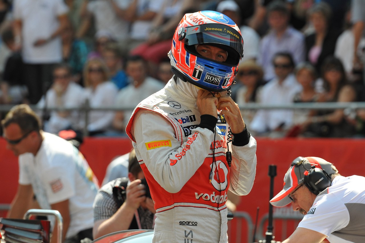 Jenson Button (GBR) McLaren Mercedes MP4-27 