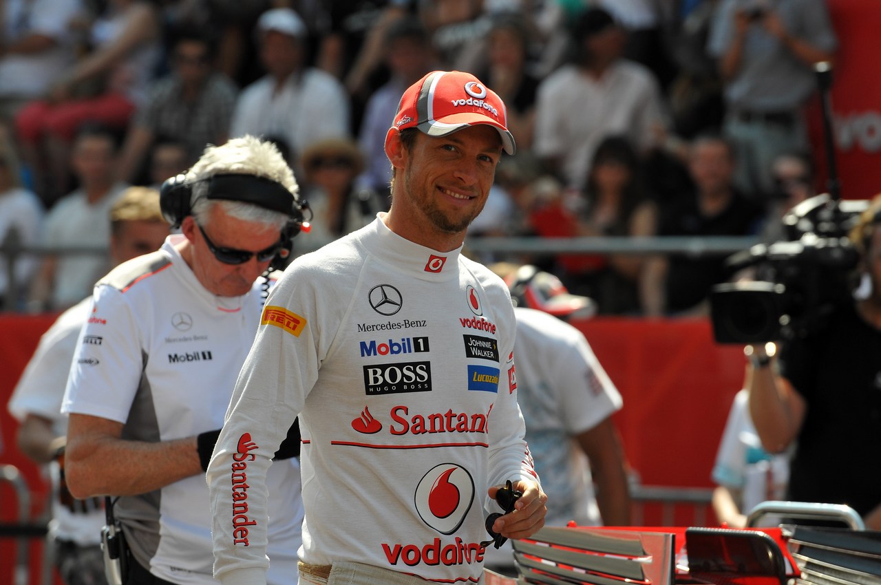 Jenson Button (GBR) McLaren Mercedes MP4-27 