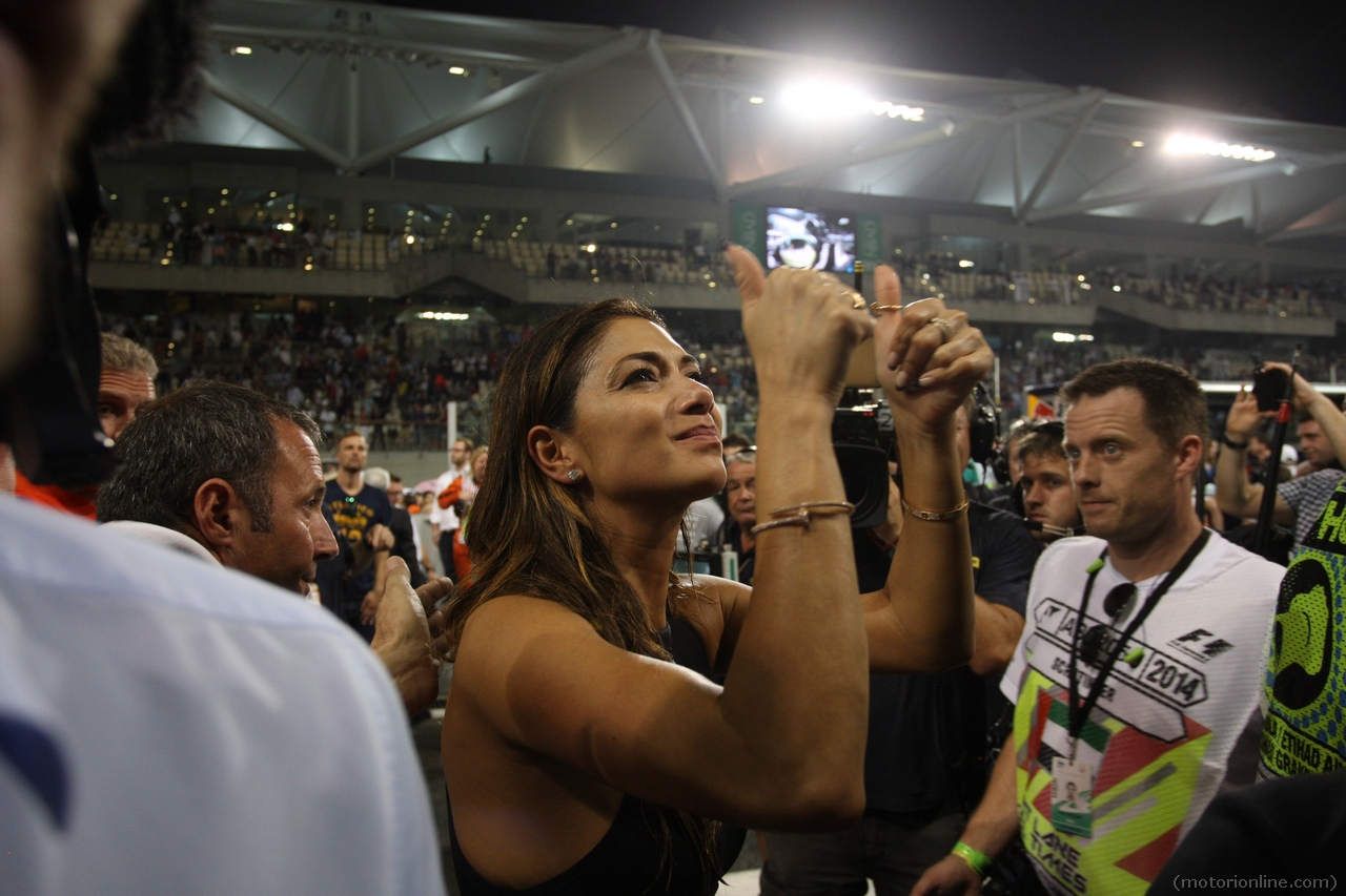 23.11.2014- Race, Nicole Scherzinger (USA), girlfriend of Lewis Hamilton (GBR)