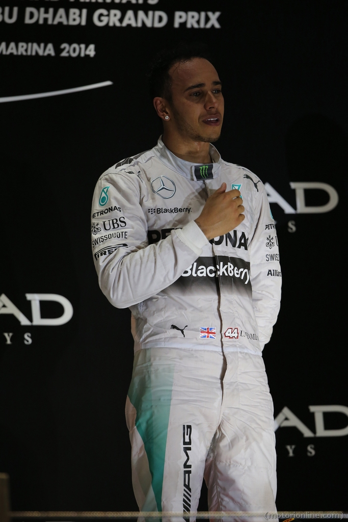 23.11.2014- Race, Lewis Hamilton (GBR) Mercedes AMG F1 W05 race winner and World Champion F1 2014