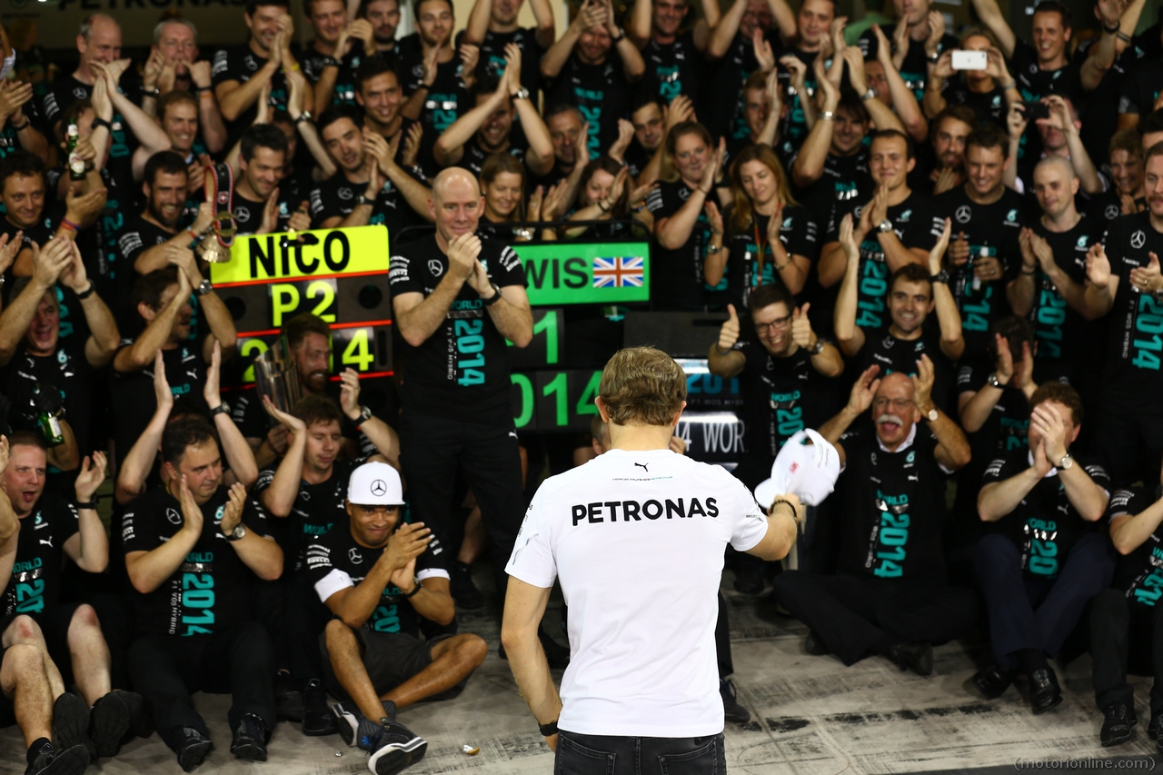 23.11.2014- Race, Celebration, Lewis Hamilton (GBR) Mercedes AMG F1 W05 F1 World Champion 2014 and 2nd position Nico Rosberg (GER) Mercedes AMG F1 W05