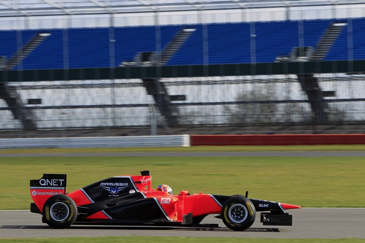 Marussia MR01