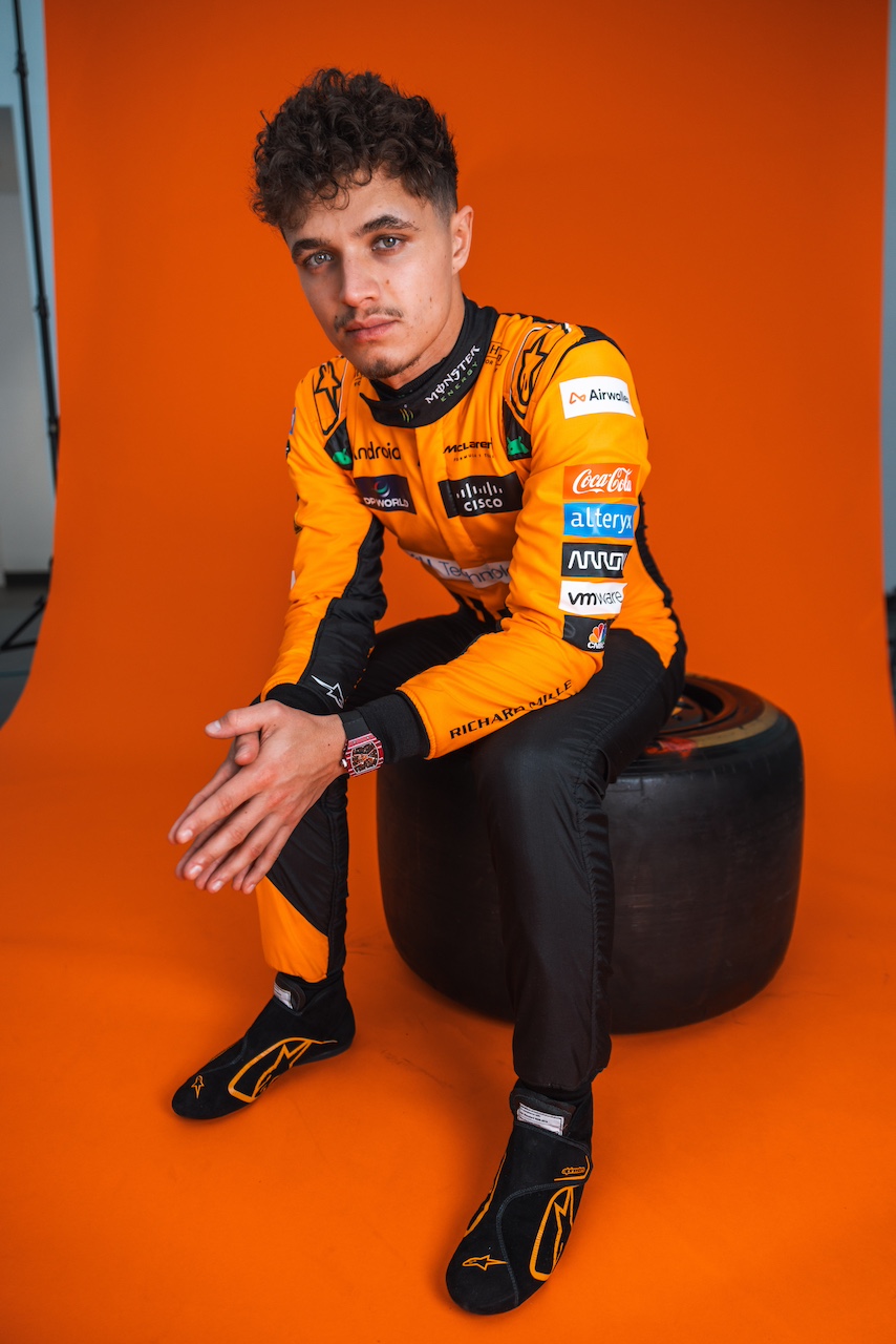 McLaren MCL38