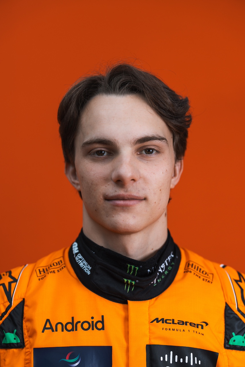 McLaren MCL38