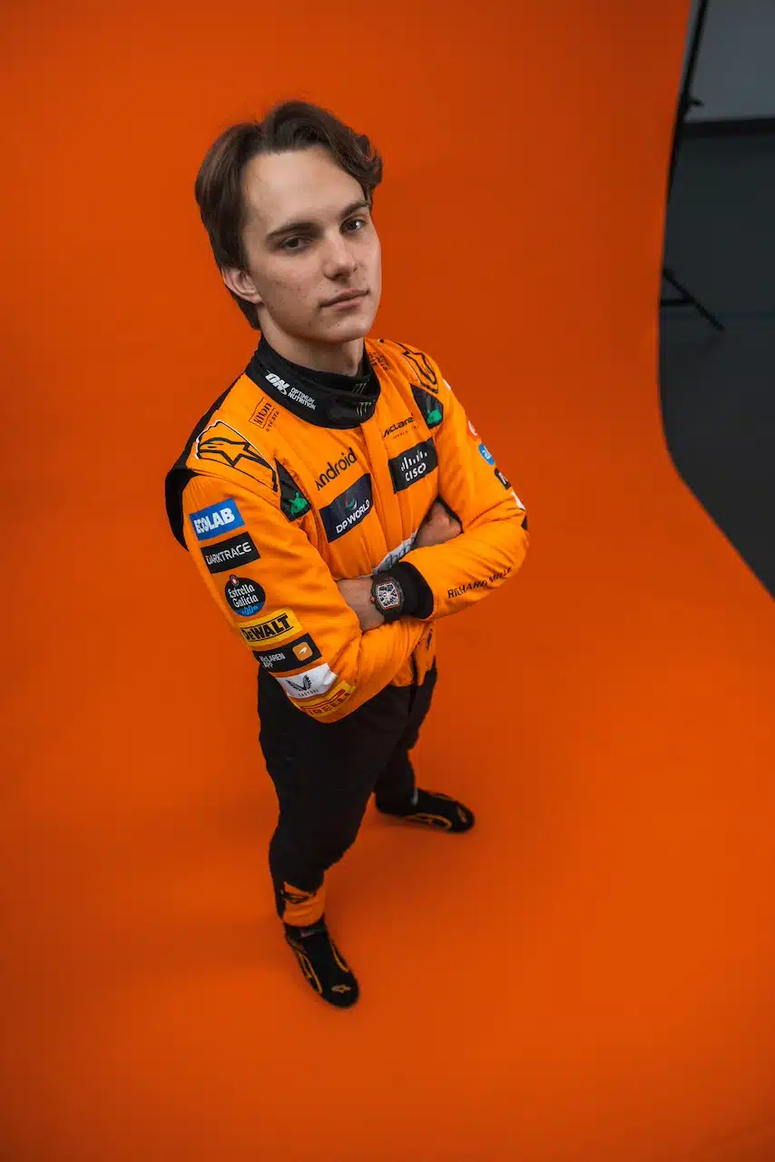 McLaren MCL38