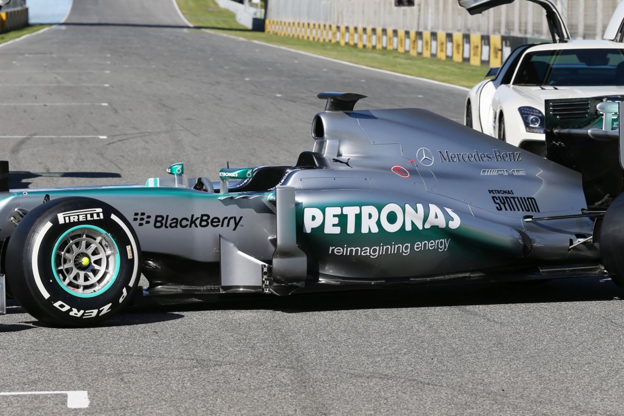 Mercedes W04