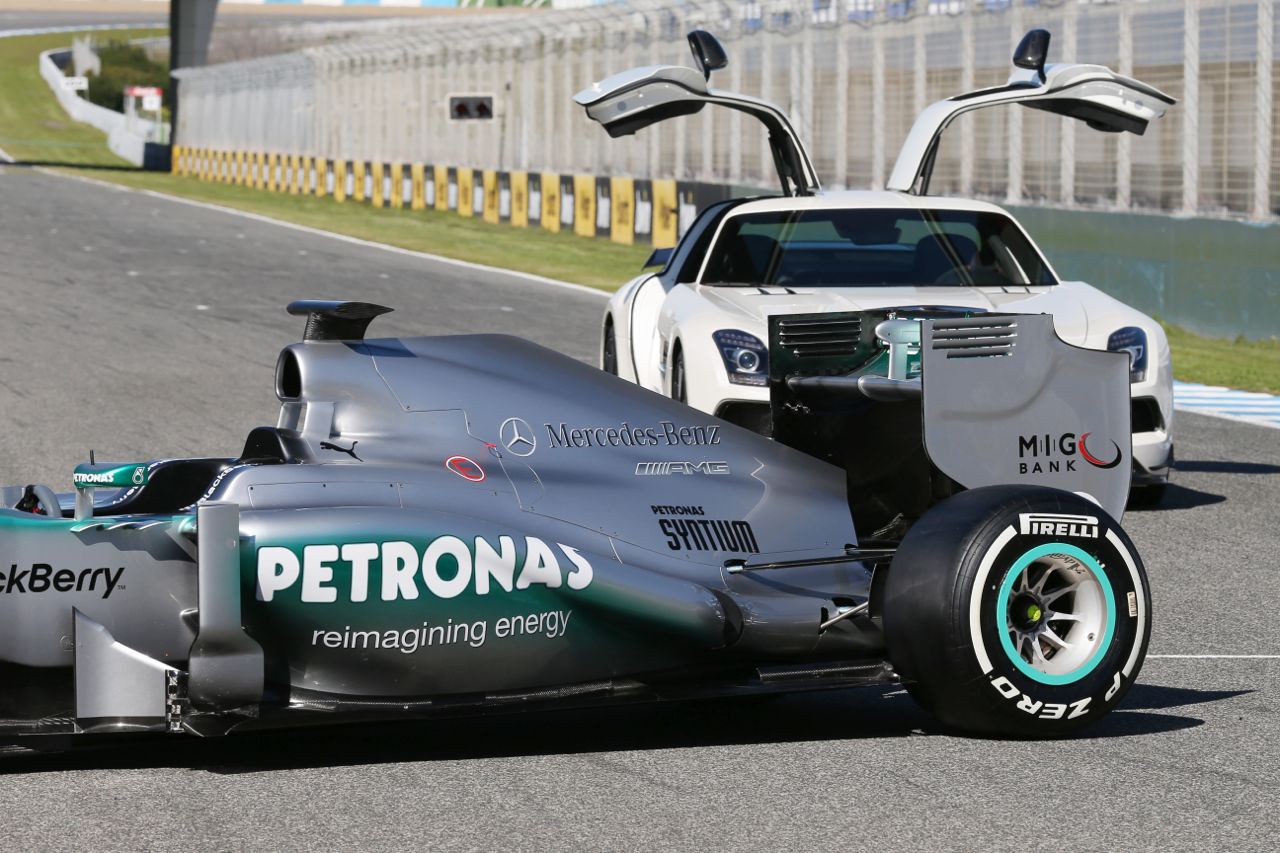 The new Mercedes AMG F1 W04 rear suspension detail.
