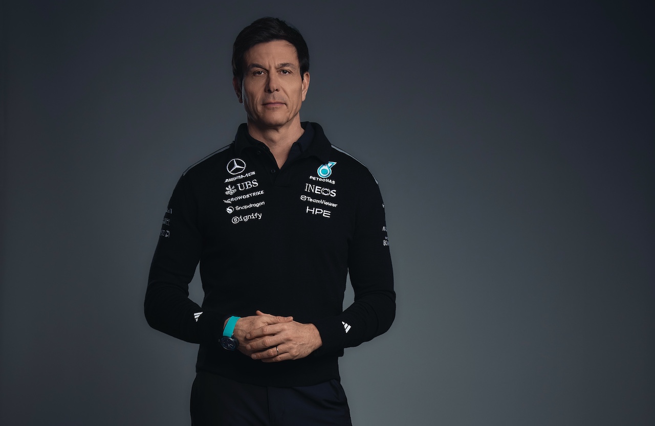 Mercedes-AMG F1 W17 E Performance First Look