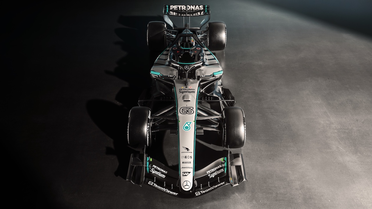 Mercedes-AMG F1 W17 E PERFORMANCE - GR 2
