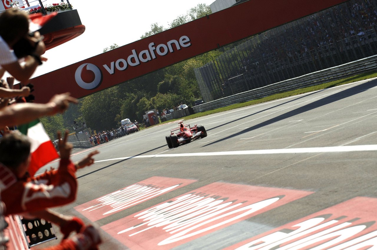 Michael Schumacher Story (2006) - Galleria 7