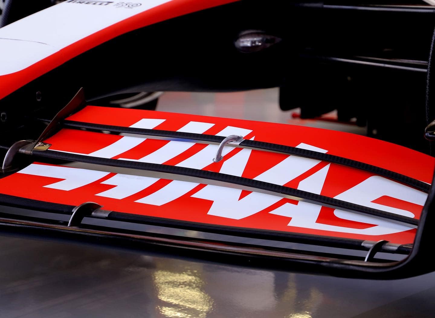 Nuova livrea Haas VF-22