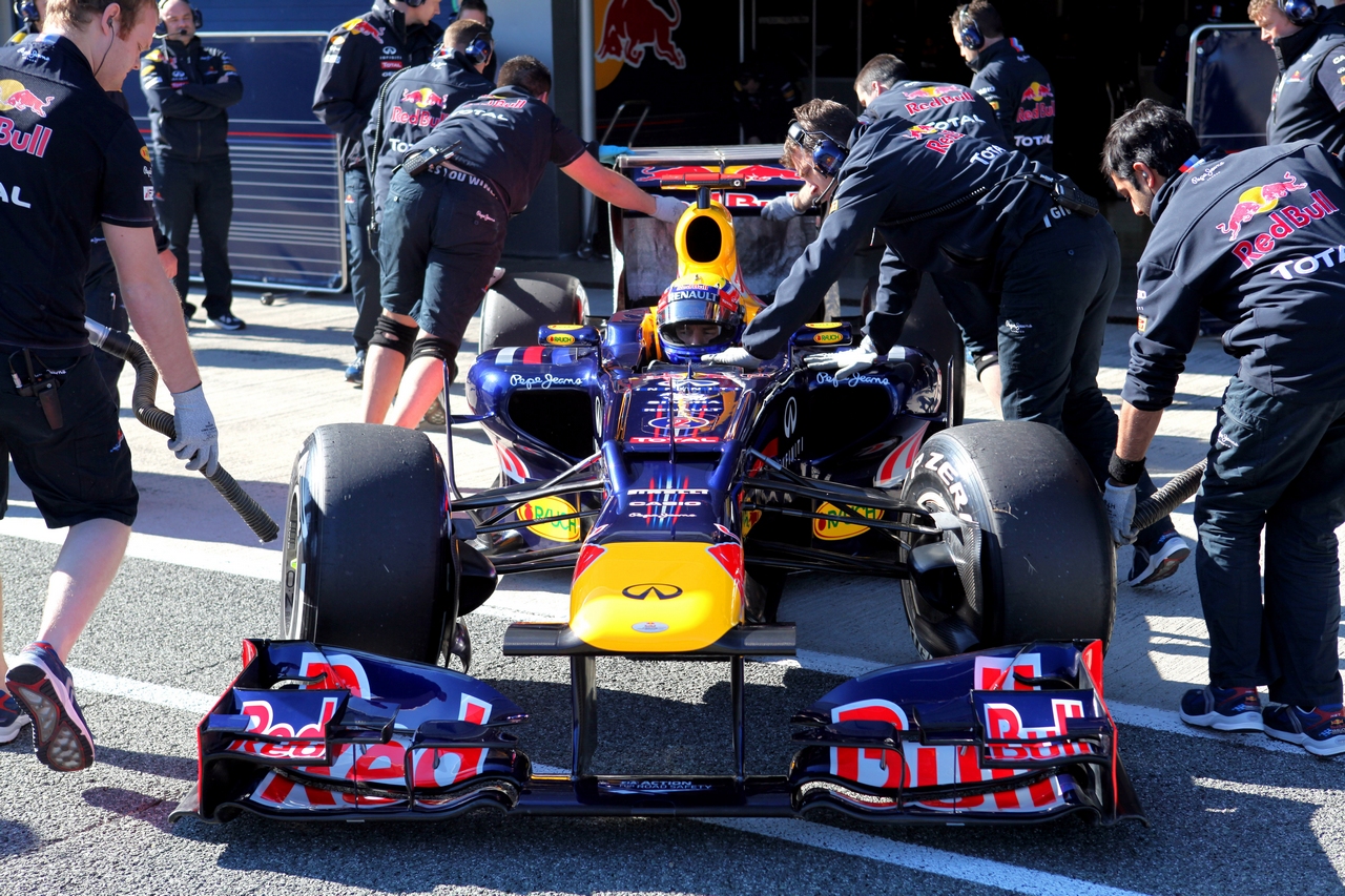 07.02.2012 Jerez, Spain,
Mark Webber (AUS), Red Bull Racing in the new RB8  - Formula 1 Testing, day 1 - Formula 1 World Championship 