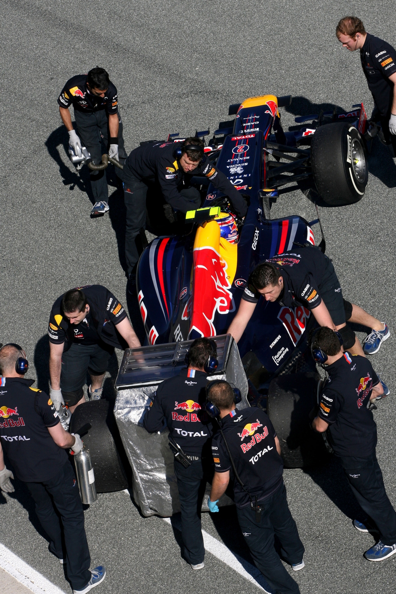 07.02.2012 Jerez, Spain,
Mark Webber (AUS), Red Bull Racing   - Formula 1 Testing, day 1 - Formula 1 World Championship 