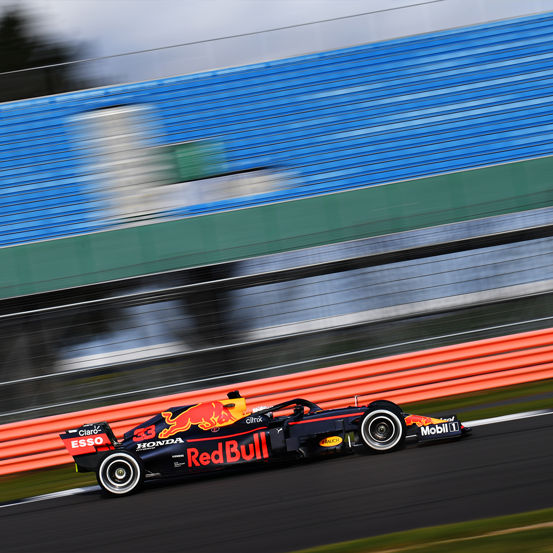 red Bull, Verstappen a Silverstone con la RB15