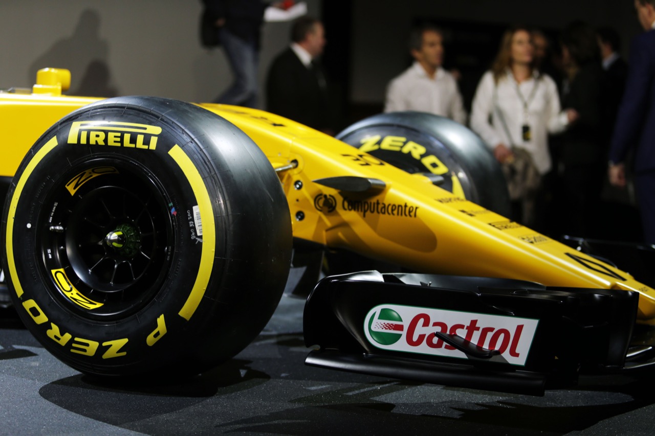 Renault Sport F1 Team RS17 - Pirelli tyre and front wing detail.
21.02.2017.