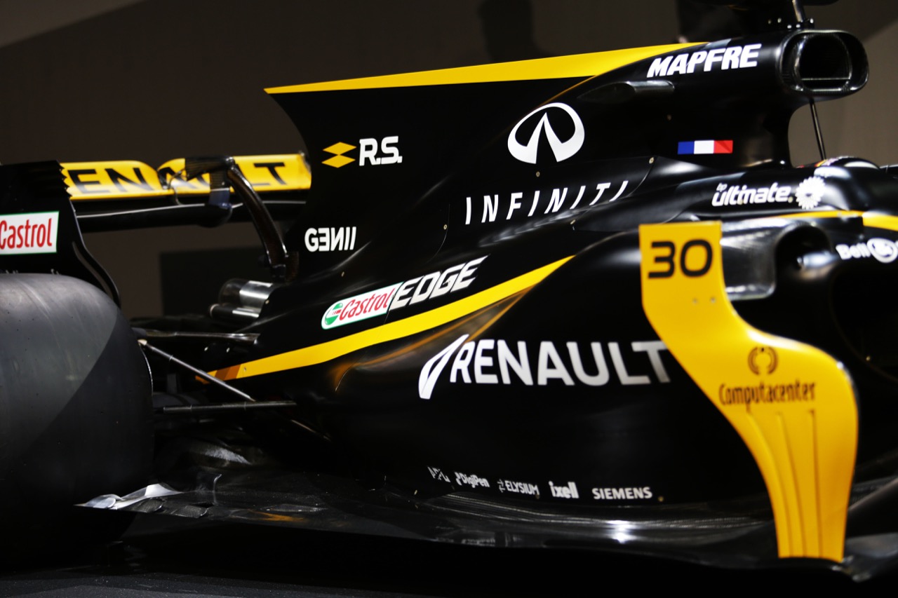 Renault Sport F1 Team RS17 engine cover and rear wing.
21.02.2017.