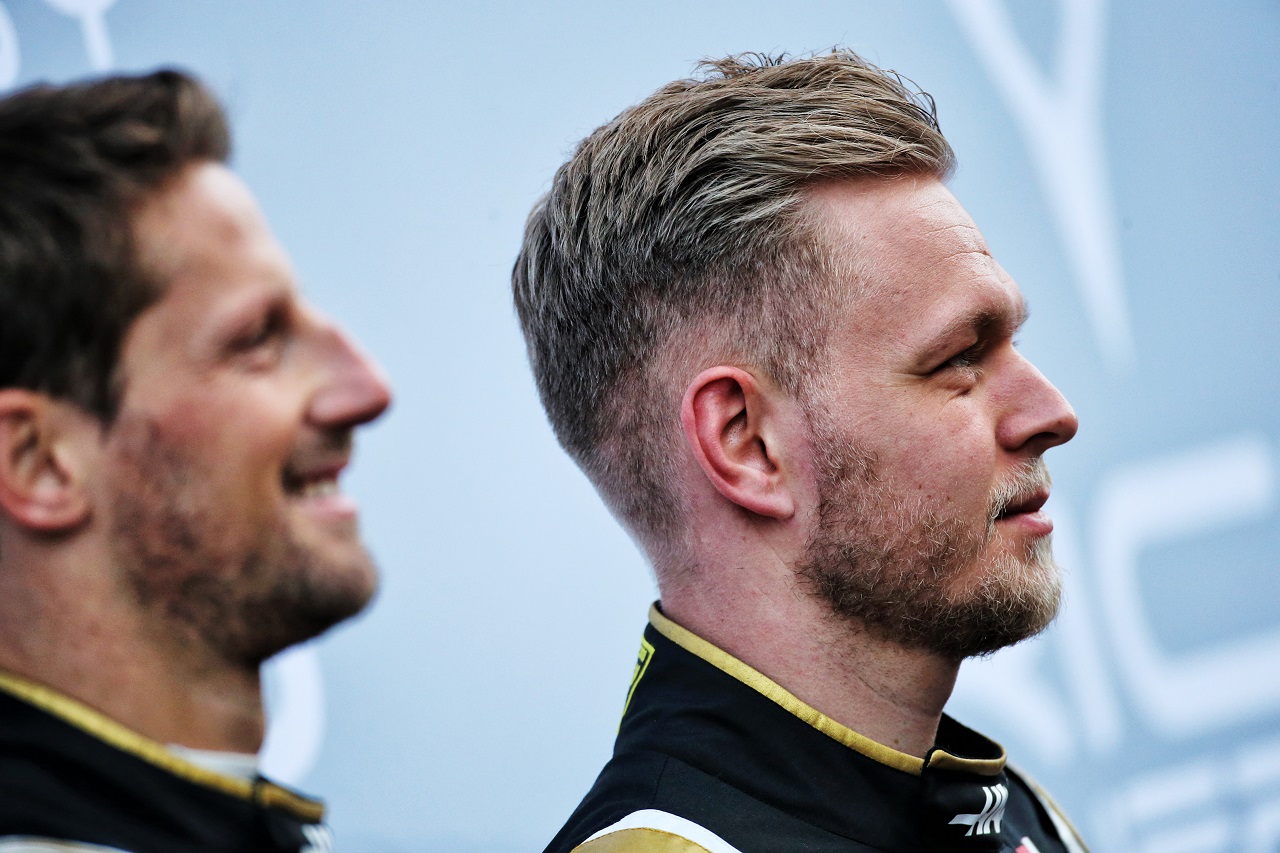 Kevin Magnussen (DEN) Haas F1 Team with team mate Romain Grosjean (FRA) Haas F1 Team.
18.02.2019.