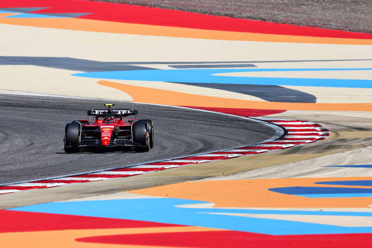 Carlos Sainz Jr (ESP) Ferrari SF-23.
23.02.2023. Formula 1 Testing, Sakhir, Bahrain, Day One.
- www.xpbimages.com, EMail: requests@xpbimages.com © Copyright: Moy / XPB Images