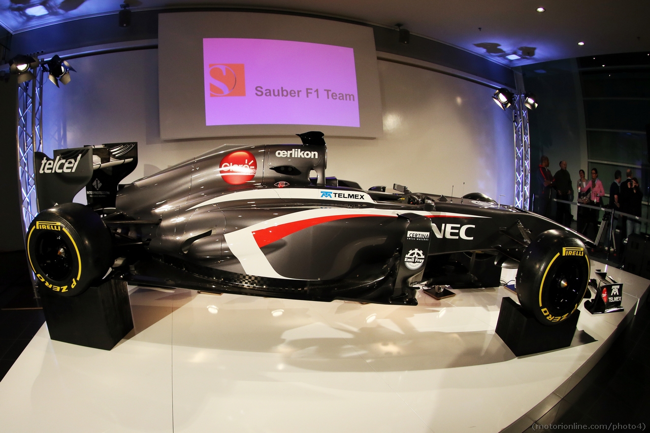Sauber C32.
