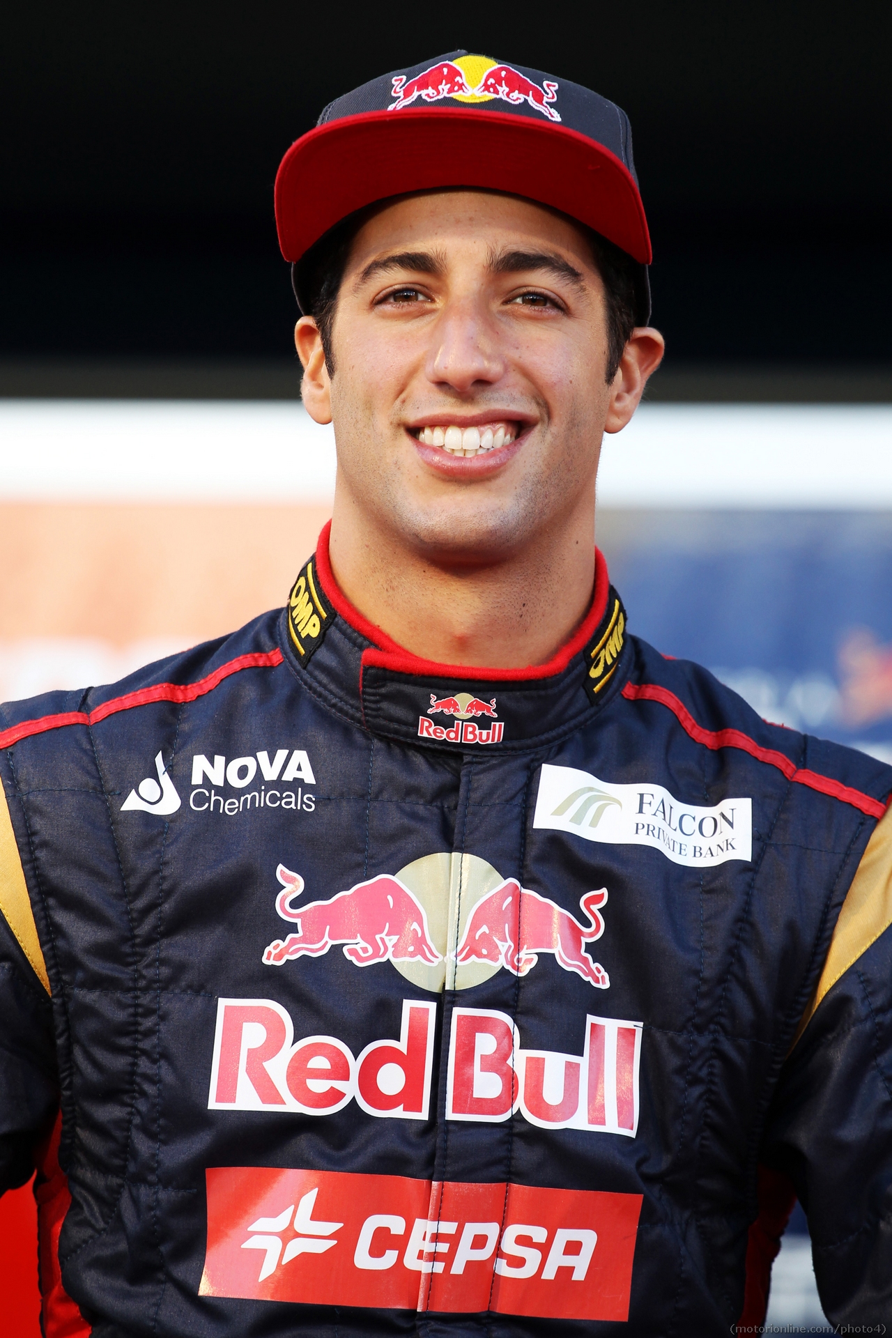 Daniel Ricciardo (AUS) Scuderia Toro Rosso.

