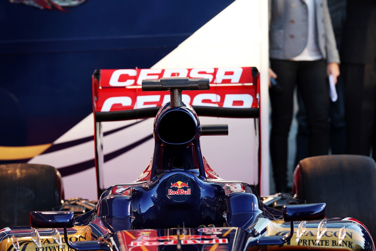 Scuderia Toro Rosso STR8