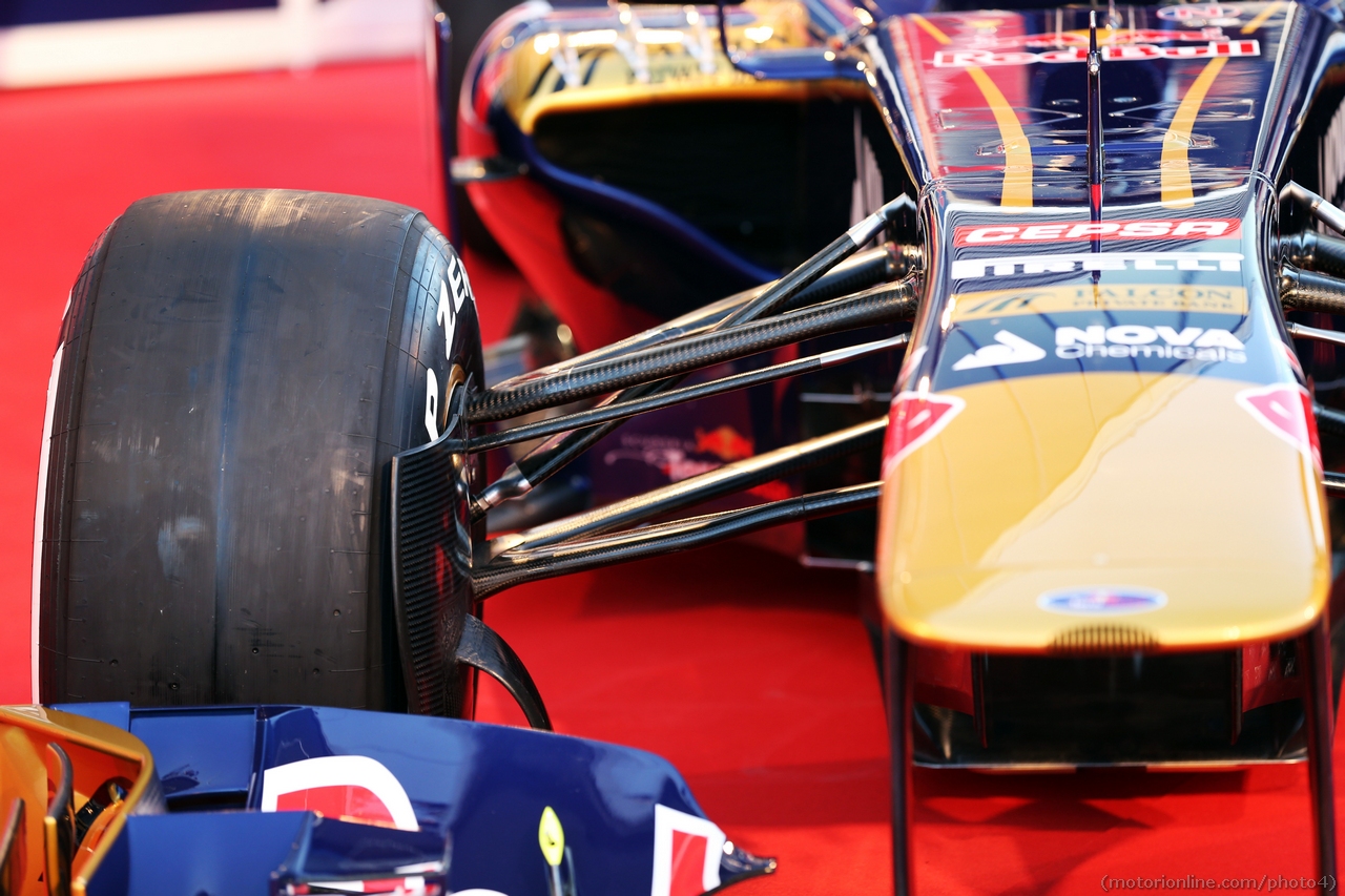 Scuderia Toro Rosso STR8