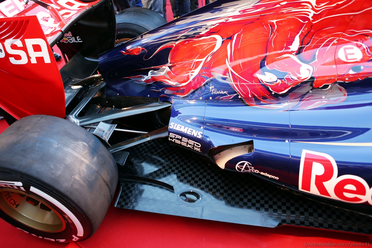 Scuderia Toro Rosso STR8 exhaust and rear suspension detail.
