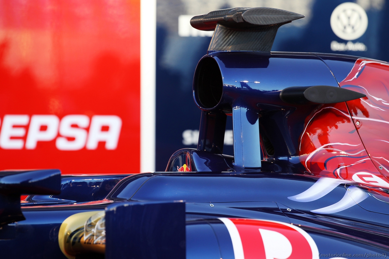 Scuderia Toro Rosso STR8