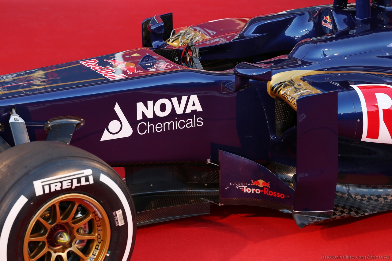 Scuderia Toro Rosso STR8
