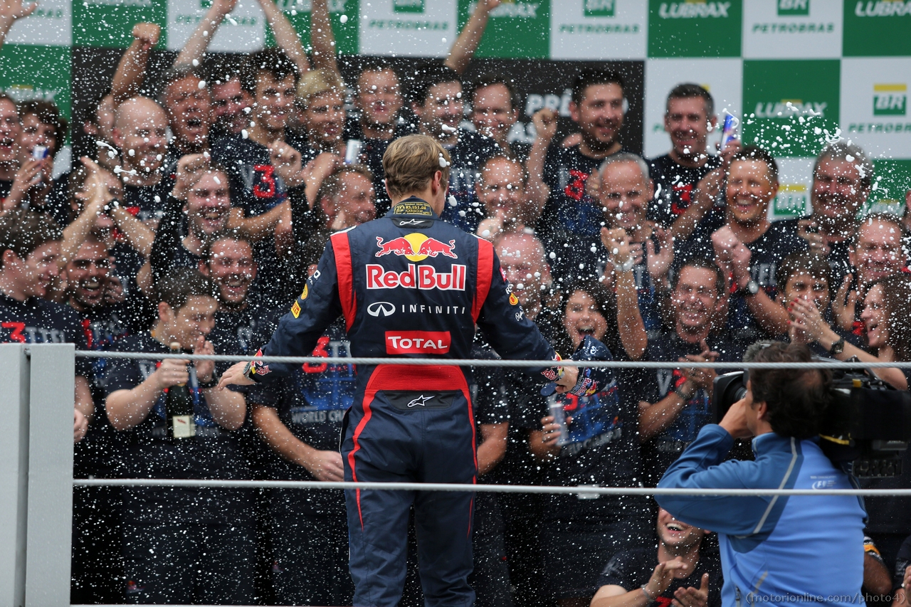 25.11.2012- Race, Celebration, Sebastian Vettel (GER) Red Bull Racing RB8, World Champion 2012