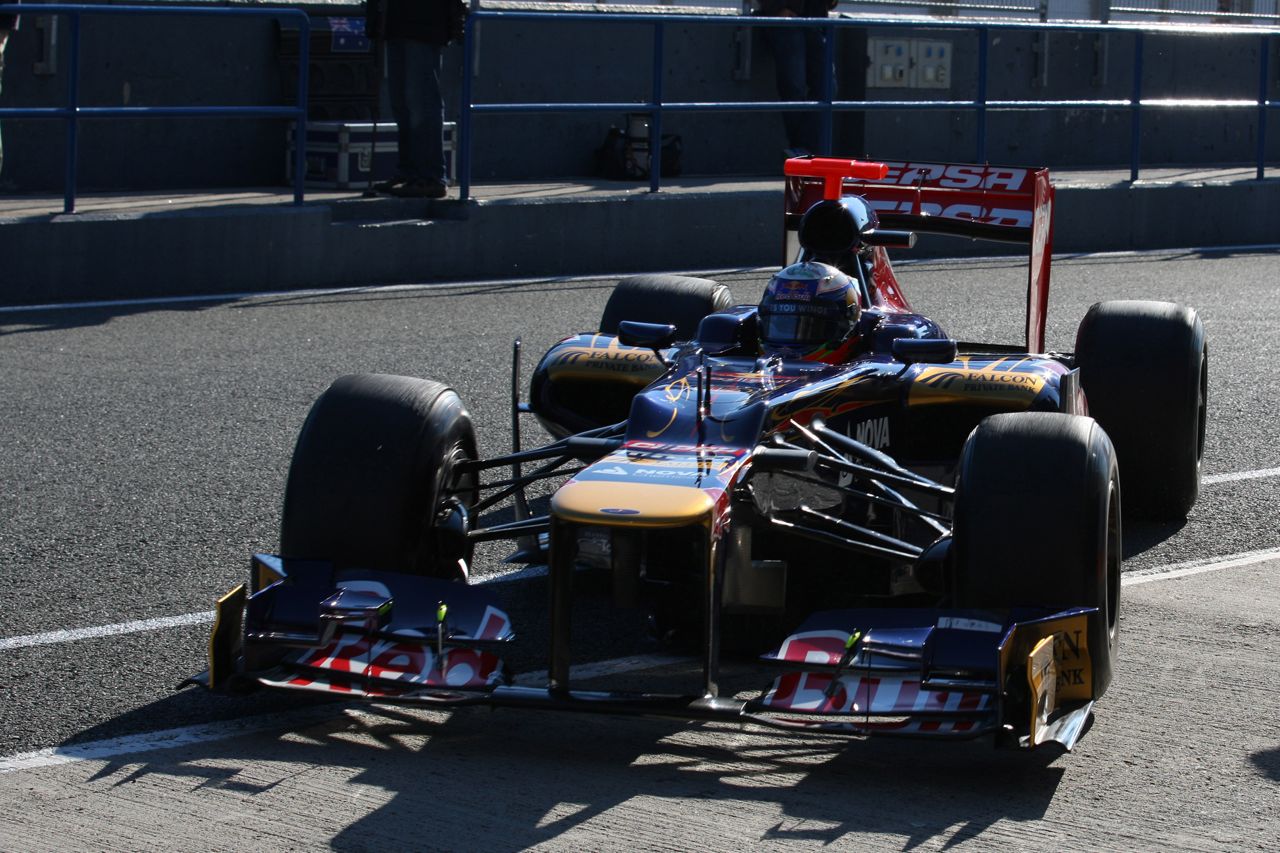 07.02.2012 Jerez, Spain,
Daniel Ricciardo (AUS), Scuderia Toro Rosso   - Formula 1 Testing, day 1 - Formula 1 World Championship 